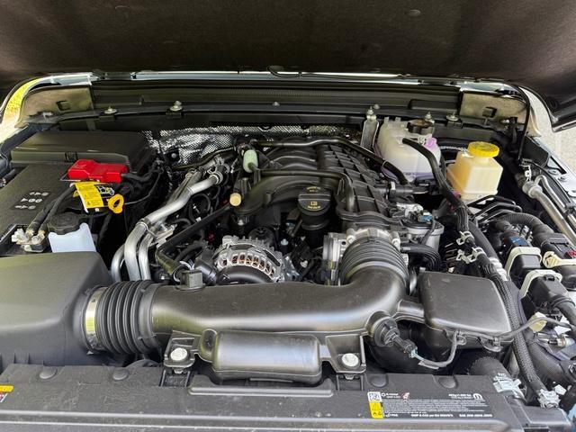 new 2025 Jeep Gladiator car, priced at $39,978