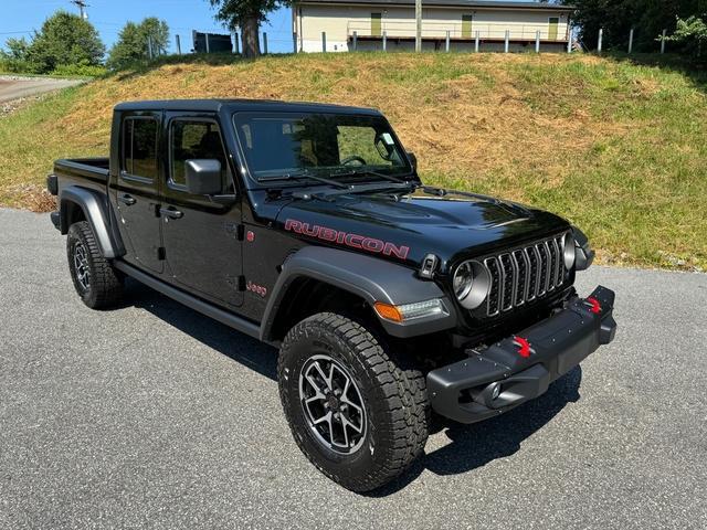 new 2024 Jeep Gladiator car, priced at $51,999