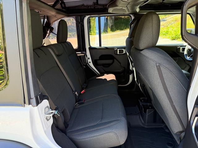 new 2025 Jeep Wrangler car, priced at $39,799