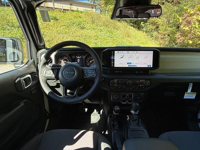 new 2025 Jeep Wrangler car, priced at $39,799