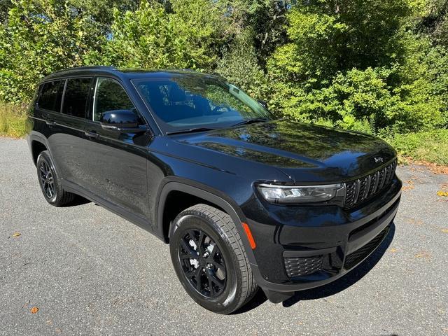 new 2025 Jeep Grand Cherokee L car, priced at $46,590