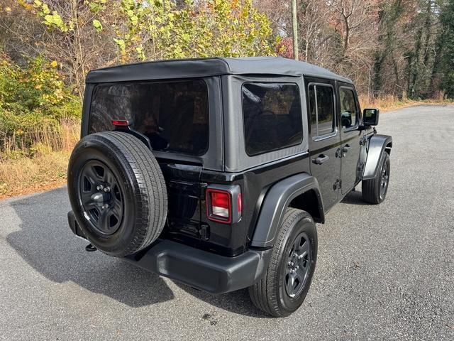 used 2022 Jeep Wrangler Unlimited car, priced at $26,999