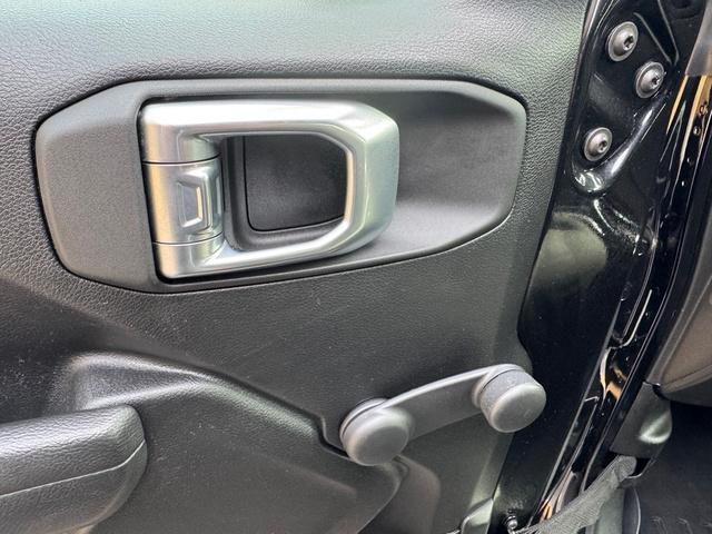 used 2022 Jeep Wrangler Unlimited car, priced at $26,999