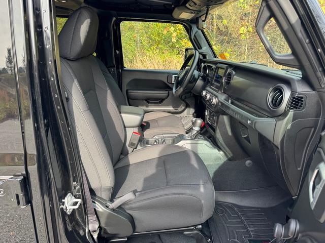 used 2022 Jeep Wrangler Unlimited car, priced at $26,999