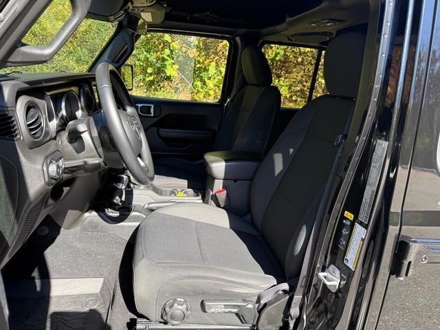 used 2021 Jeep Wrangler Unlimited car, priced at $29,999