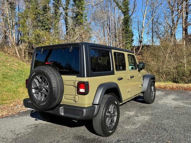 new 2025 Jeep Wrangler car, priced at $44,999