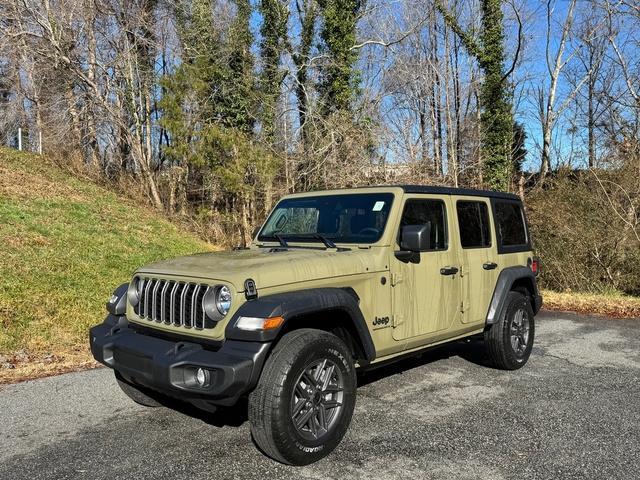 new 2025 Jeep Wrangler car, priced at $44,999