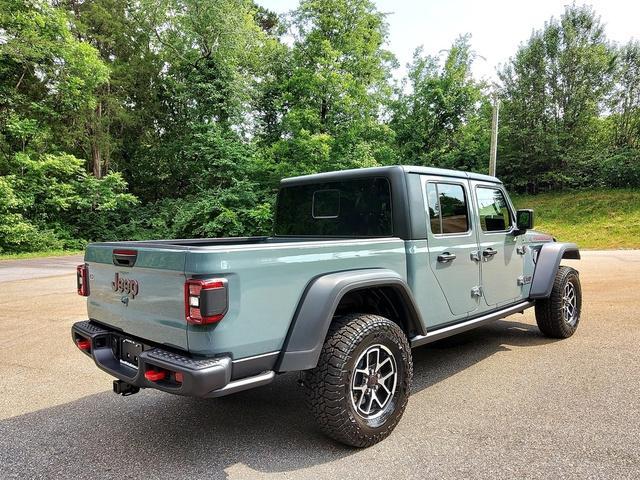 new 2024 Jeep Gladiator car, priced at $46,999