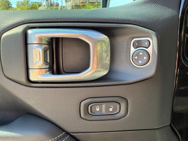 used 2021 Jeep Gladiator car, priced at $30,999