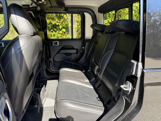 used 2021 Jeep Gladiator car, priced at $30,999