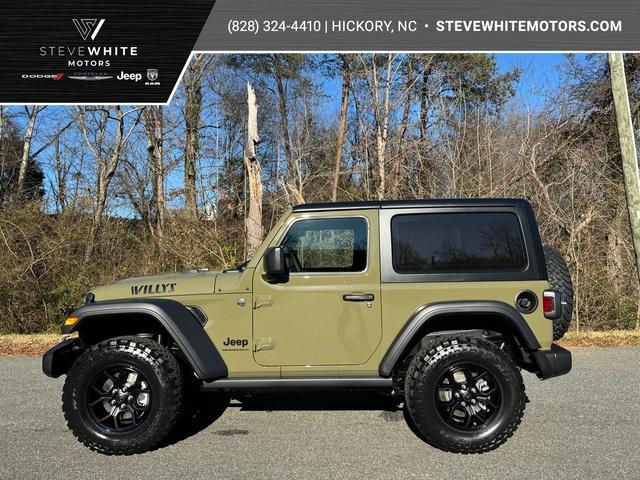 new 2025 Jeep Wrangler car, priced at $41,999