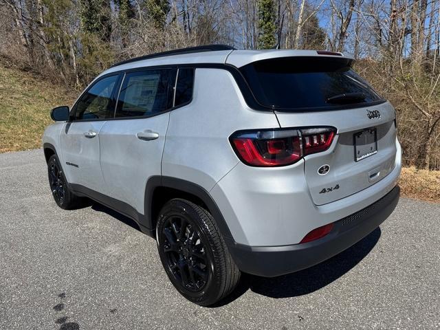 new 2025 Jeep Compass car, priced at $29,999