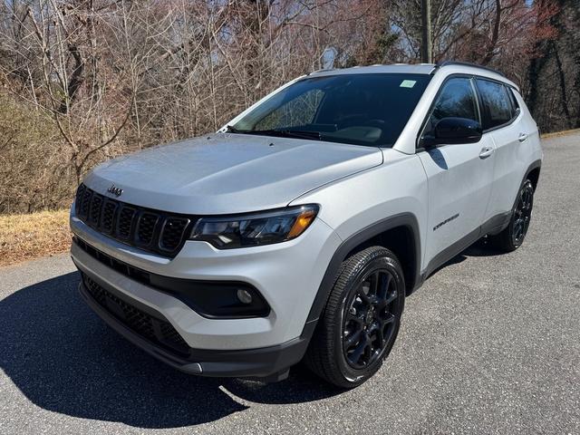 new 2025 Jeep Compass car, priced at $29,999