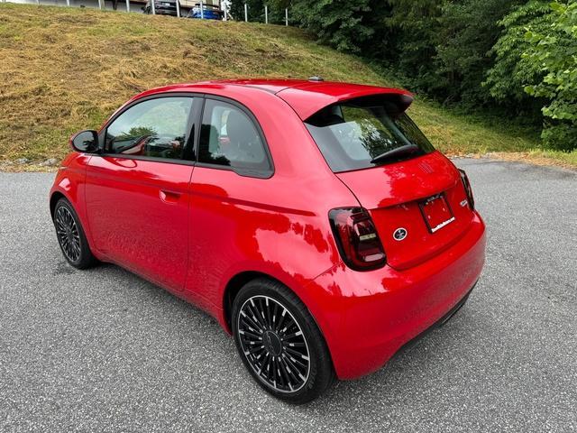 new 2024 FIAT 500e car, priced at $33,999