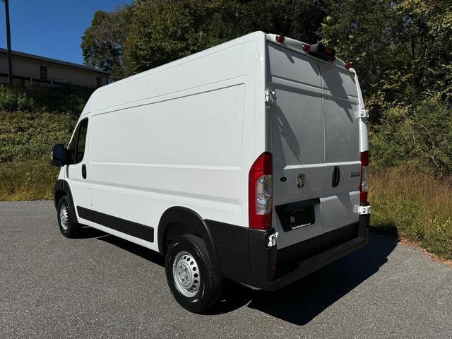 new 2025 Ram ProMaster 2500 car, priced at $49,999