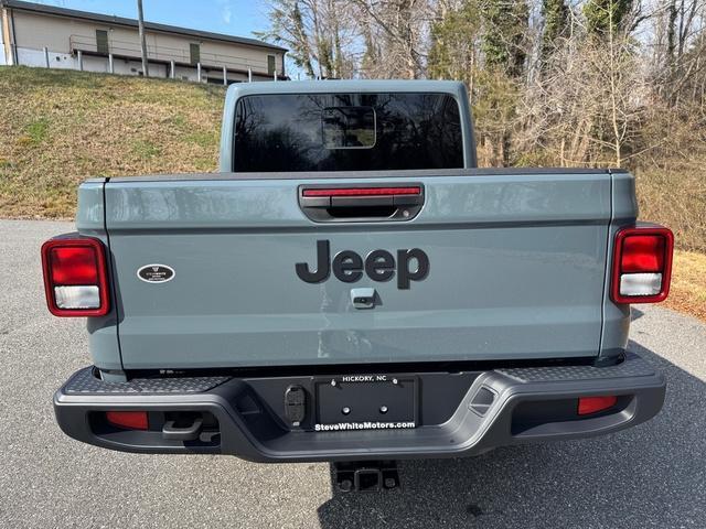 new 2025 Jeep Gladiator car, priced at $42,999