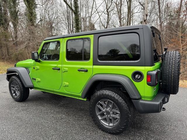 new 2025 Jeep Wrangler car, priced at $46,999