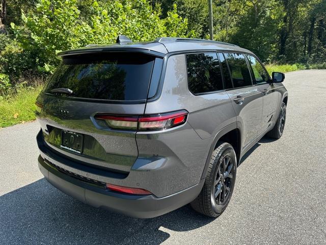 new 2024 Jeep Grand Cherokee L car, priced at $42,590