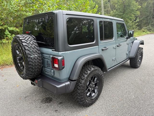 new 2025 Jeep Wrangler car, priced at $44,590