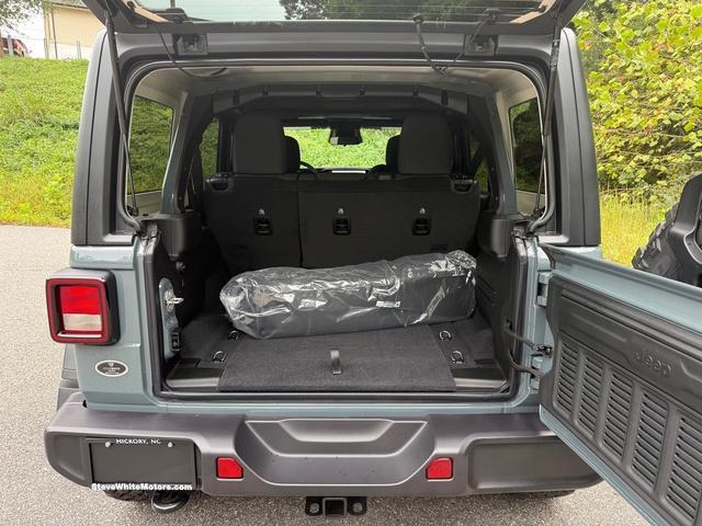 new 2025 Jeep Wrangler car, priced at $44,590