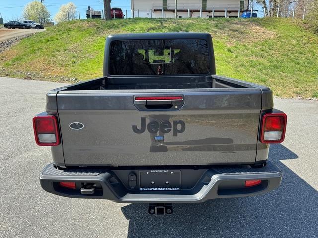 new 2024 Jeep Gladiator car, priced at $42,590