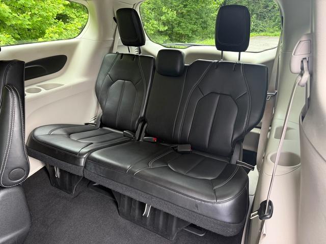 used 2024 Chrysler Pacifica Hybrid car, priced at $29,499