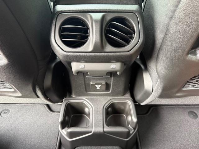 new 2025 Jeep Gladiator car, priced at $49,490