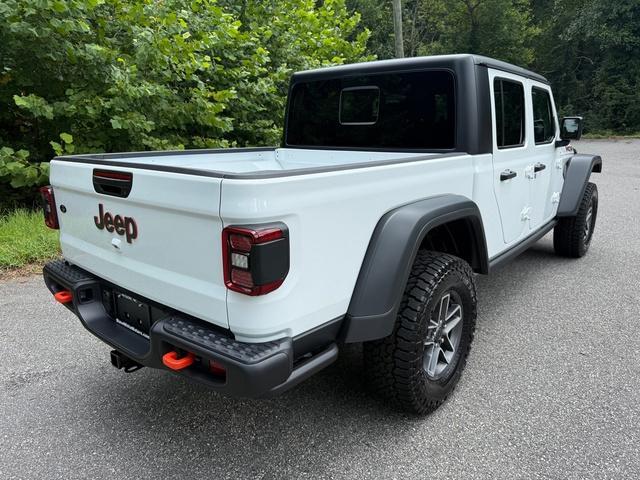 new 2025 Jeep Gladiator car, priced at $49,490