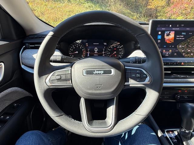 used 2022 Jeep Compass car, priced at $22,999