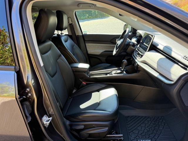 used 2022 Jeep Compass car, priced at $22,999