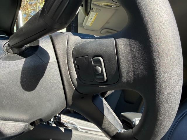 used 2022 Jeep Compass car, priced at $22,999