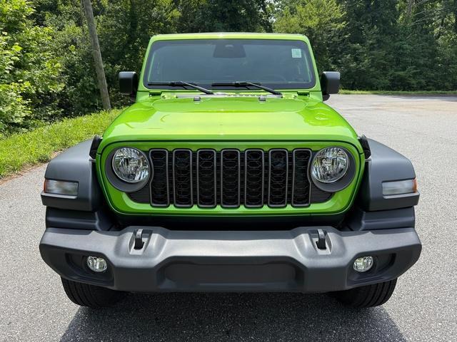 new 2025 Jeep Wrangler car, priced at $36,998