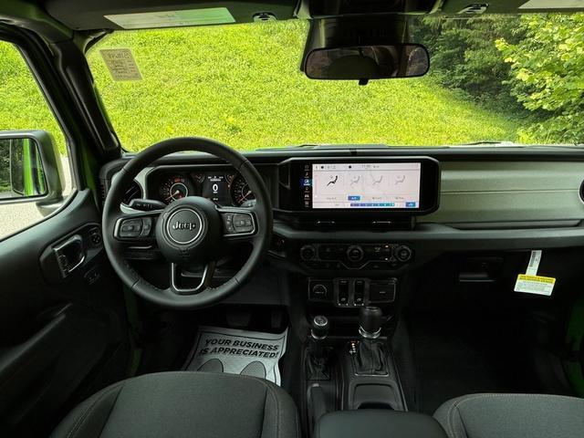 new 2025 Jeep Wrangler car, priced at $36,998