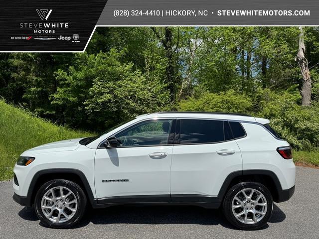 new 2024 Jeep Compass car, priced at $32,890
