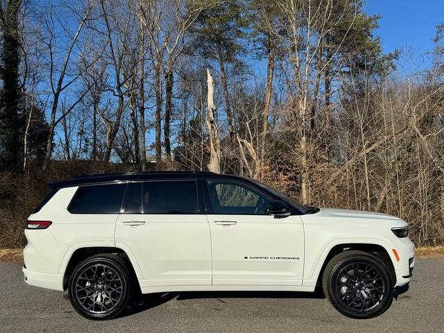 new 2025 Jeep Grand Cherokee L car, priced at $69,826