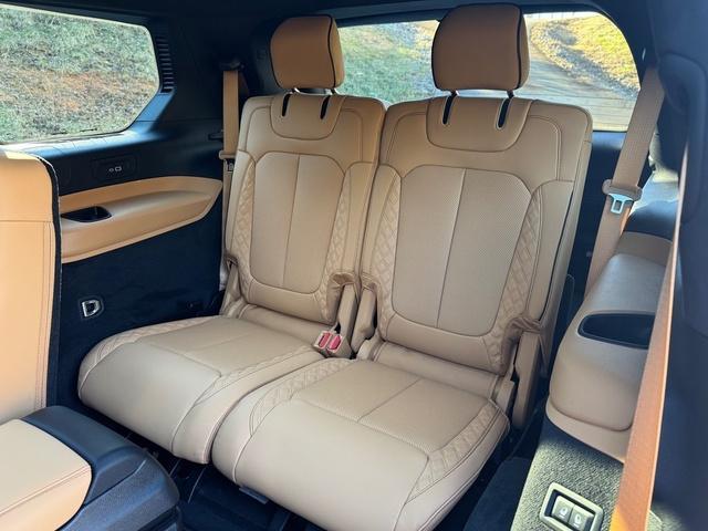 new 2025 Jeep Grand Cherokee L car, priced at $69,826