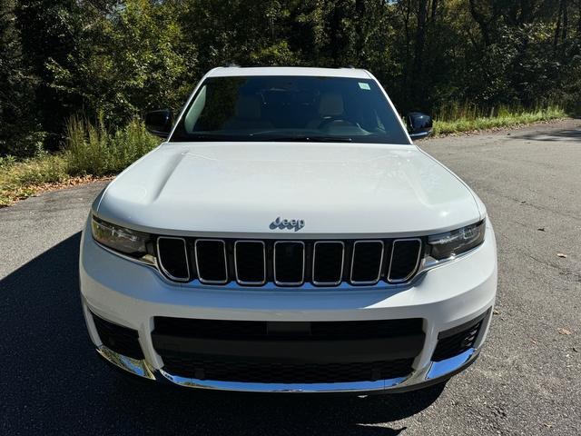 new 2025 Jeep Grand Cherokee L car, priced at $54,690