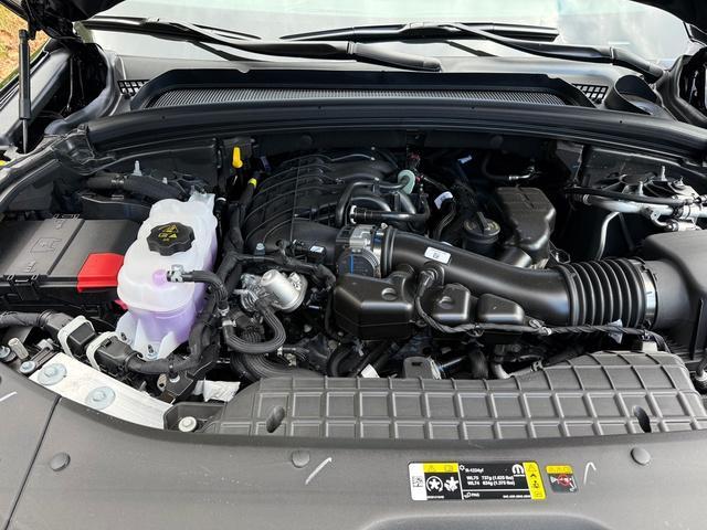 new 2025 Jeep Grand Cherokee car, priced at $43,999