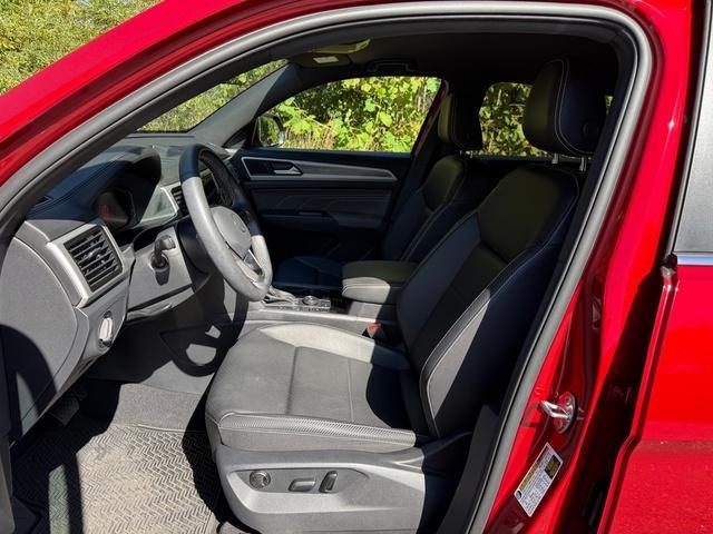 used 2023 Volkswagen Atlas Cross Sport car, priced at $31,999