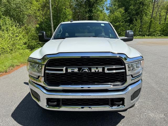 new 2024 Ram 3500 car, priced at $61,999