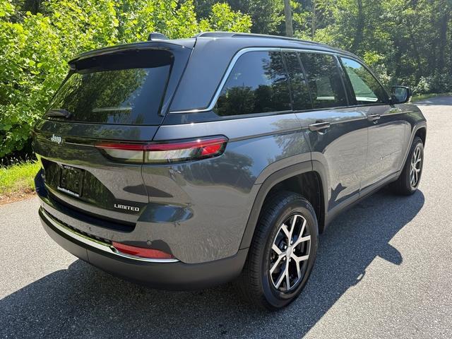 new 2025 Jeep Grand Cherokee car, priced at $42,852