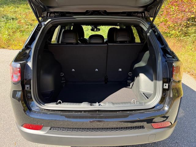 new 2026 Jeep Compass car, priced at $29,999