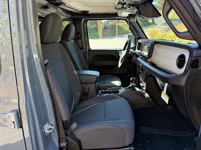 new 2026 Jeep Wrangler car, priced at $46,890