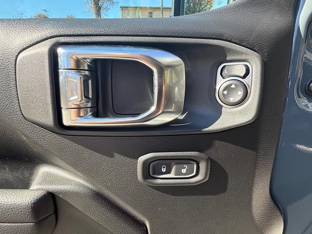 new 2026 Jeep Wrangler car, priced at $46,890