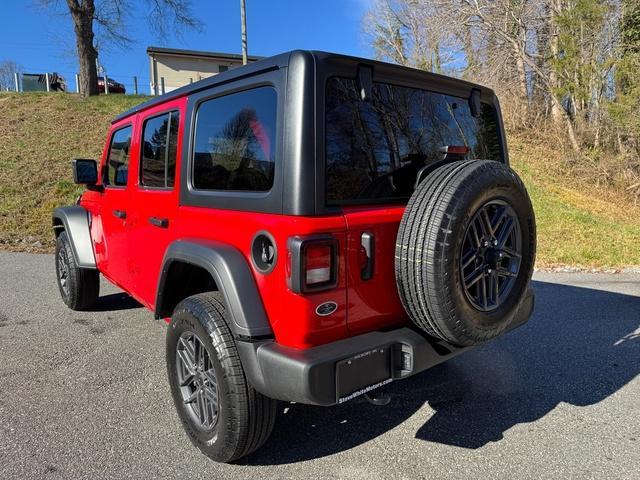 new 2025 Jeep Wrangler car, priced at $44,999