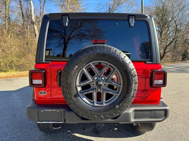 new 2025 Jeep Wrangler car, priced at $44,999