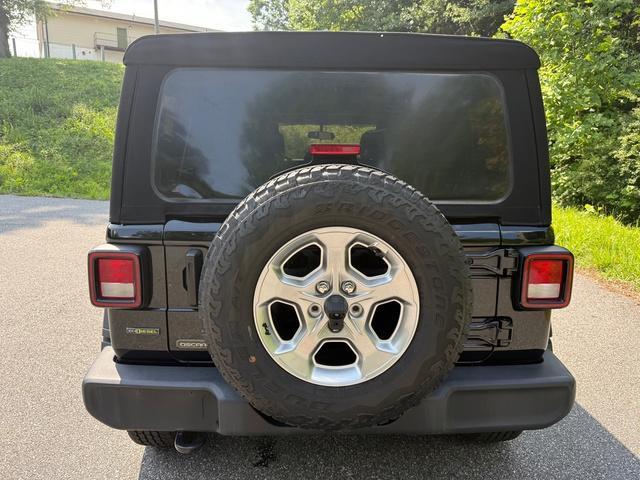 used 2021 Jeep Wrangler Unlimited car, priced at $33,999