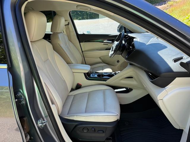 used 2021 Buick Envision car, priced at $24,999