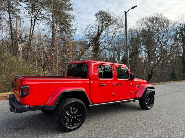 new 2025 Jeep Gladiator car, priced at $42,590