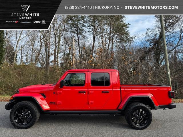 new 2025 Jeep Gladiator car, priced at $42,590